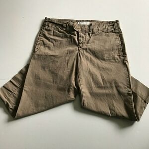 Gap Favorite Khaki Capri Chino Shorts Pants Woman's Size 6 Tan Brown EUC